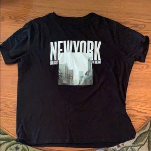 Men’s H&M tee